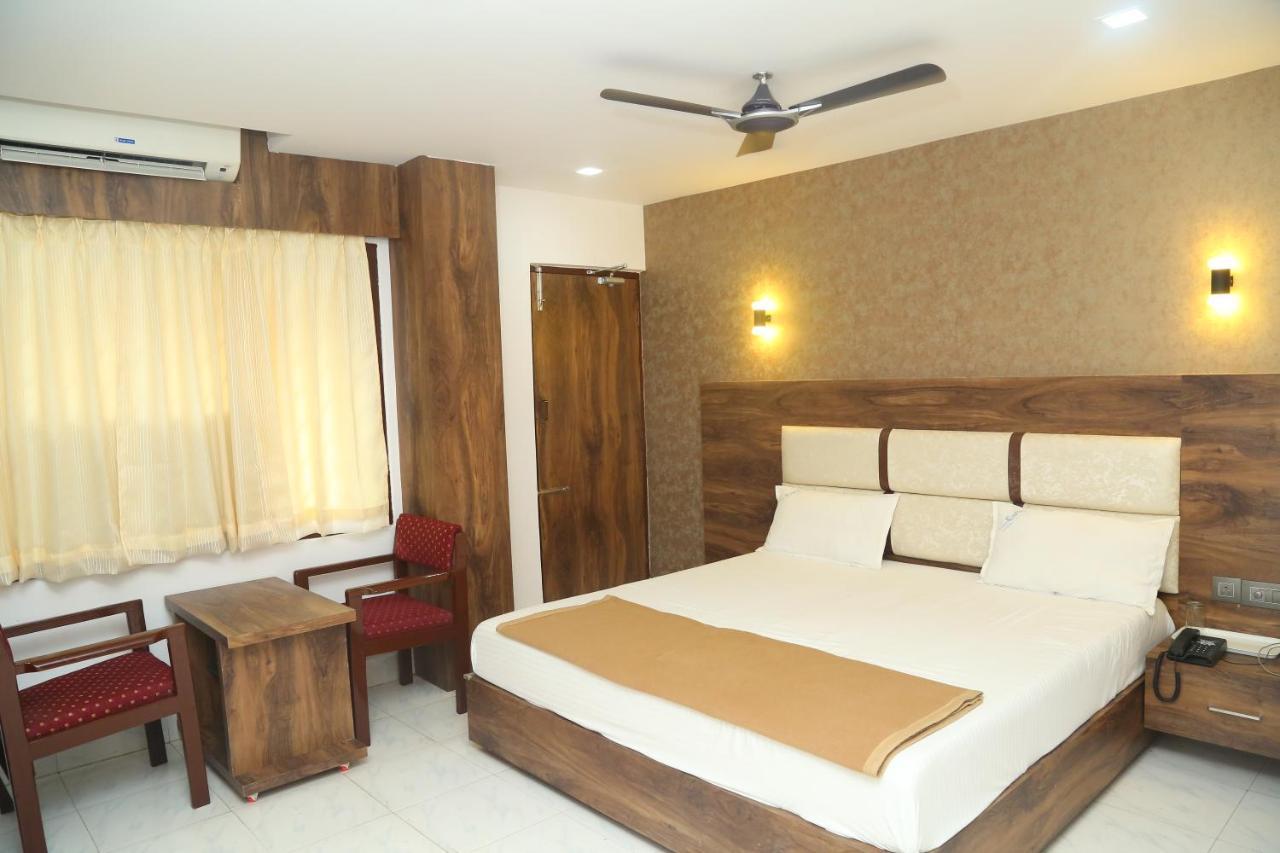Konark Lodge Visakhapatnam Buitenkant foto