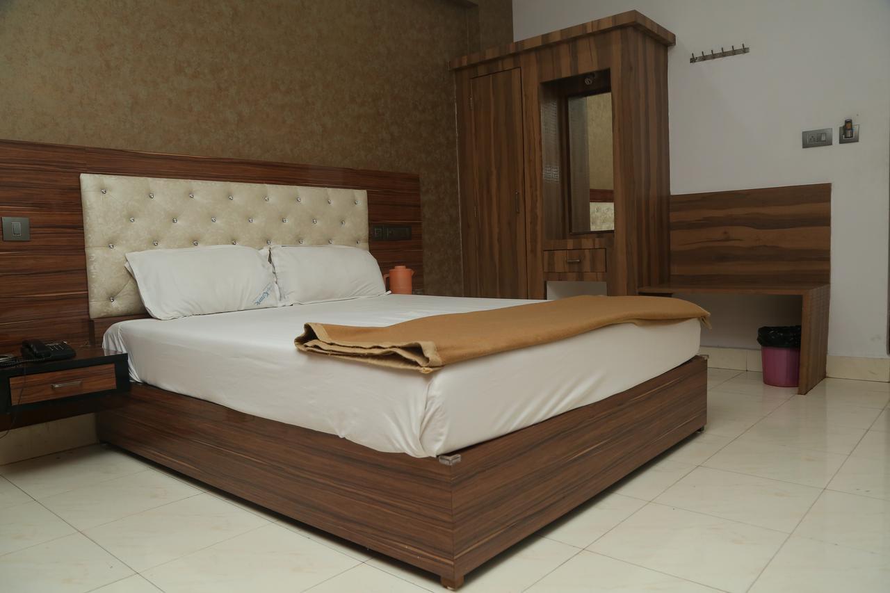 Konark Lodge Visakhapatnam Buitenkant foto